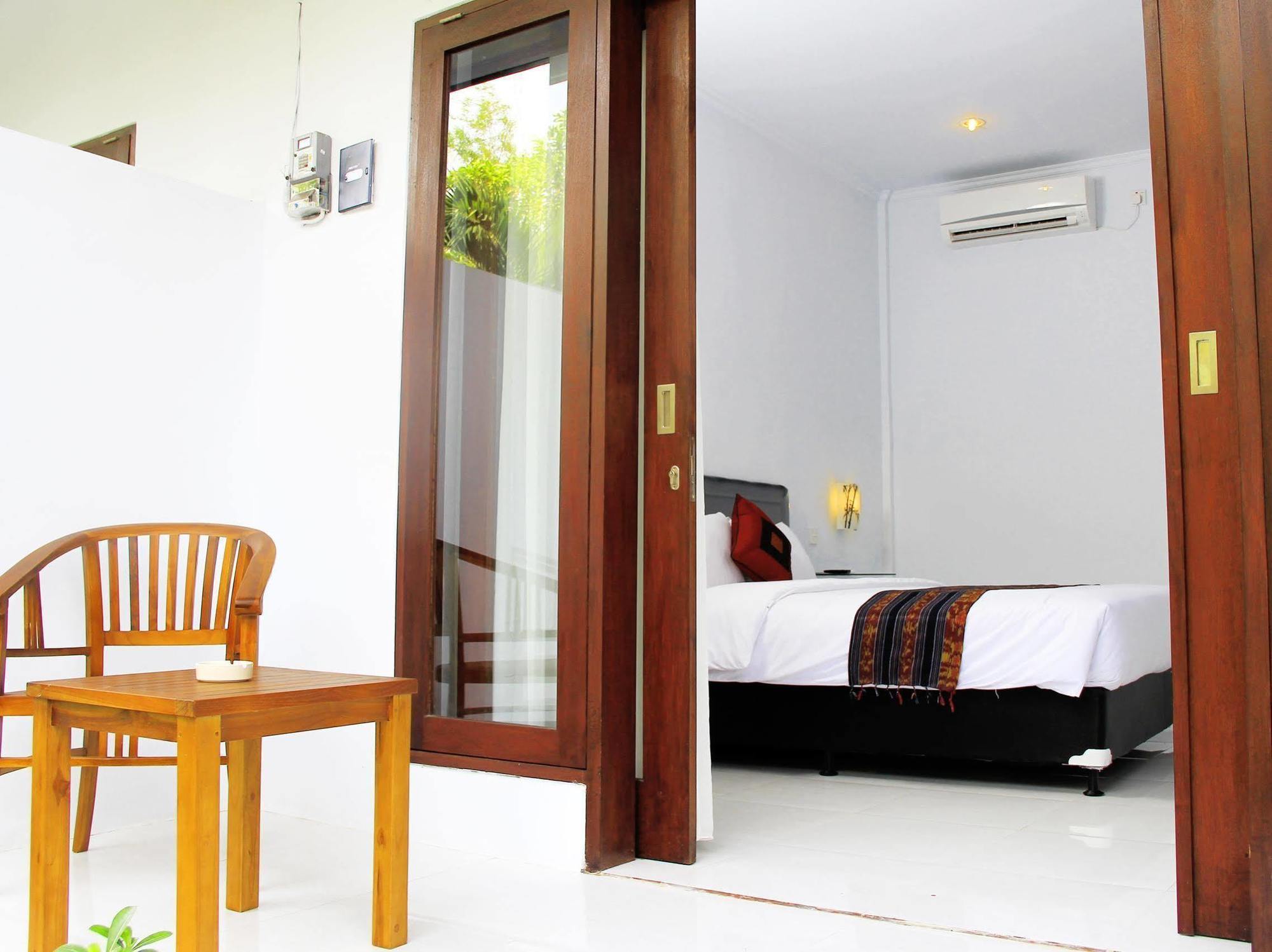 U House Kerobokan (Bali) Exterior photo