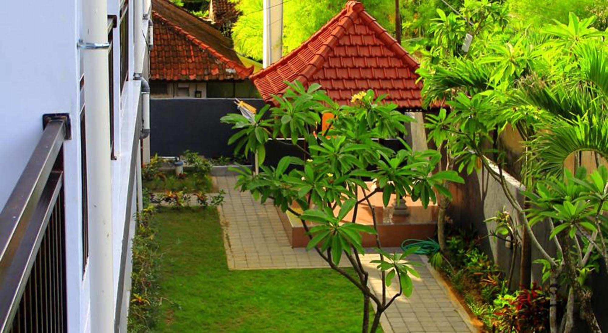 U House Kerobokan (Bali) Exterior photo
