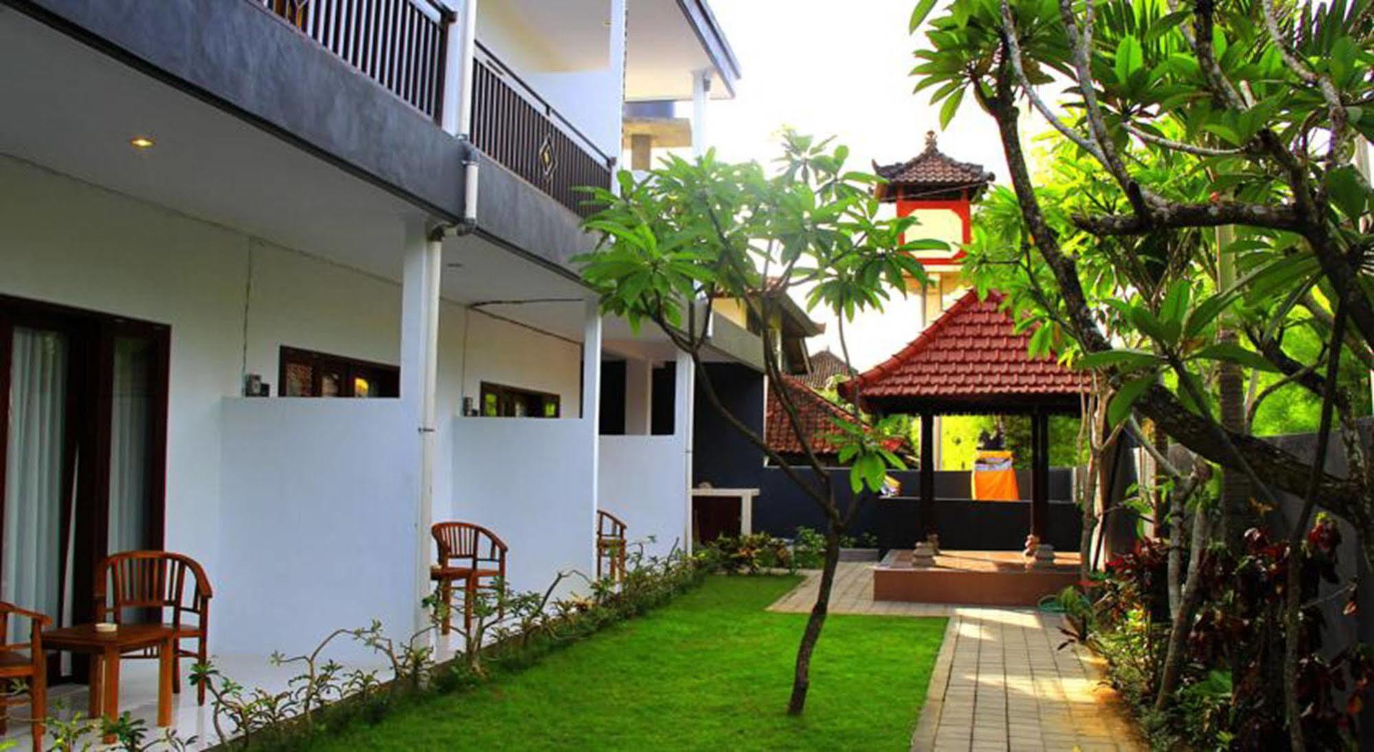 U House Kerobokan (Bali) Exterior photo
